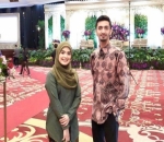 Datang Kondangan Bareng Bukan Berarti Harus Dekat-dekatan, Ya!