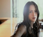 Zara Bisa Tunjukkan Sisi Manis dan Garang Sekaligus dengan Gaun Hitam