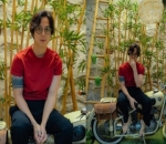 Potret Candid Dikta Ini Bak Pacar Nunggu Kamu Buat Jalan-jalan, Setuju?