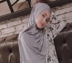 Marcella Simon Bahagia Masuk Islam