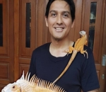 Lucky Hakim dan reptil kesayangannya