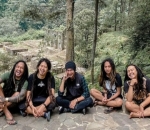 Sosok Yang Gemar Bersosialisasi