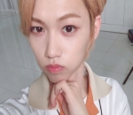 Keimutan Felix Saat Berpose Ngambek