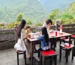 Nia Anggia Adalah Sosok Ibu Tangguh Cinta Anak