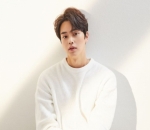 <i>Outfit </i> Serba Putih