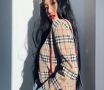 Angkat Tangan Ala Hwasa