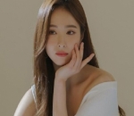 Senyum Tipisnya Bikin Hati Meleleh