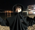 Bertingkah Menggemaskan