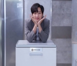 Pose <i>Aegyo</i> Bikin Meleyot