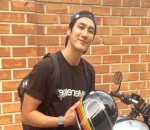 <i>Manly</i> Saat Naik Motor