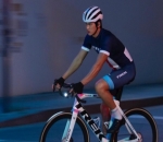 Potret Saat Bintangi Iklan Sepeda