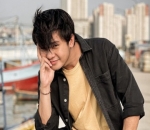 OOTD Ala <i>Boyfriend Material</i>