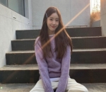 Luda Tunjukkan Senyum Manis