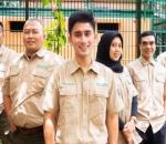 Bersama Tim Yang Hebat