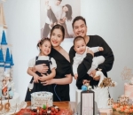 Rayakan Hari Spesial Bersama Keluarga