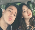 Potret <i>Selfie</i> Berdua