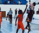 Mencintai Olahraga Basket