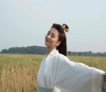 Nikmati Sela Kerja Dengan Senyuman 