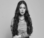 <i>Mother Figure</i> Panutan 