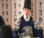 Visual Saat Jadi Raja Di 'The Red Sleeve Cuff'