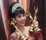  <i>Throwback</i> Sabet Penghargaan 