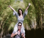 Romantis Bak Pasangan ABG