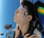 Momen <i>Skydiving</i> Di Australia 