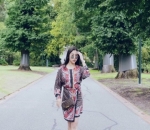 Elegan Dengan Gaun Batik