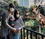 Potret <i>Happy Family</i>