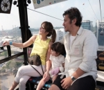 Momen Naik Kereta Gantung