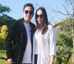 Tampil Modis Dengan Kacamata Hitam