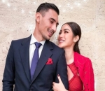 Saling Tatap Penuh Cinta