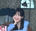 Senyumnya Bikin Adem