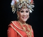 Sosok Bunda Kesayangan Publik