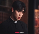 Jadi Pendeta Pengusir Setan 