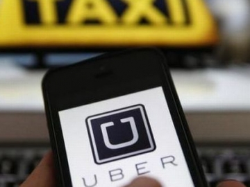 KPPU Tolak Aturan Tarif Taksi Online Karena Hal Ini