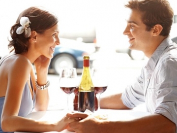 Tanyakan 4 Hal Ini ke Diri Sendiri Sebelum Memutuskan Pacaran