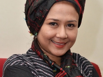 Meningkat Jadi Stadium 3C2, Ria Irawan Idap Kanker Lagi