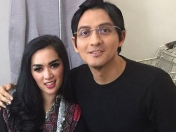 Ingin Segera Punya Momongan, Lucky Hakim Buat Tiara Dewi Terharu Karena Ini