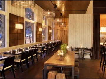 Tak Hanya Bermain Peran, 11 Artis Ini Pemilik Resto dan Kafe Juga Lho!