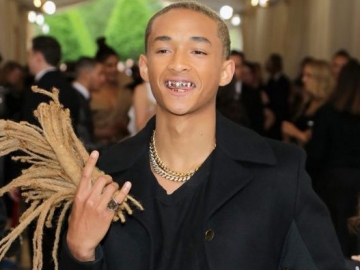 Hadiri Met Gala 2017, Jaden Smith Pamer 'Gandengannya'