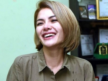 Beredar Video Ciuman dengan Bule, Nikita Mirzani Disindir Netizen