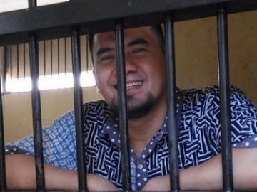 Viral, Saipul Jamil Girang Sambut Ahok di Rutan