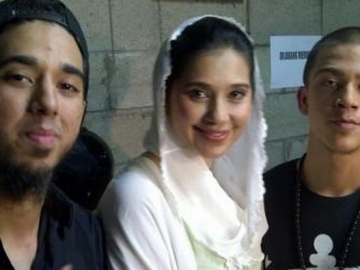 Terjaring Razia Narkoba, Ayu Azhari Tetap Bangga ke Anaknya