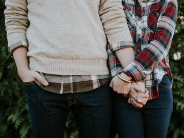 Ini Alasan Kenapa Kamu Selalu Nggak Suka Sama Mantannya Pacar