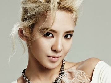 Jelang Comeback Solo, Hyoyeon Akui Kesepian Tanpa Member SNSD?