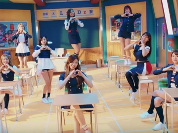 Twice Raih Kemenangan Perdana 'Signal' di 'Show Champion'