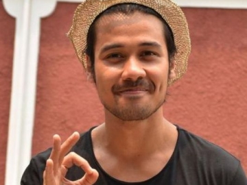 Chico Jericho Gendong Bayi, Kode Keras Ingin Segera Punya Anak dari Mikha Tambayong?