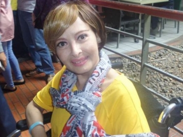 Kisruh Keluarga Sempat Terjadi, Alm. Yana Zein Akhirnya Dimakamkan Secara Islam