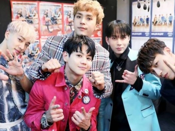 Lama Dinanti, Highlight Akhirnya Umumkan Nama Fandom Resmi